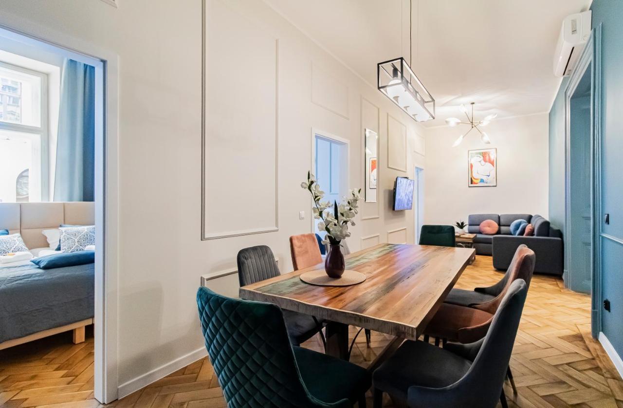 Modern Apartments Pilsudskiego Street คราคูฟ ภายนอก รูปภาพ