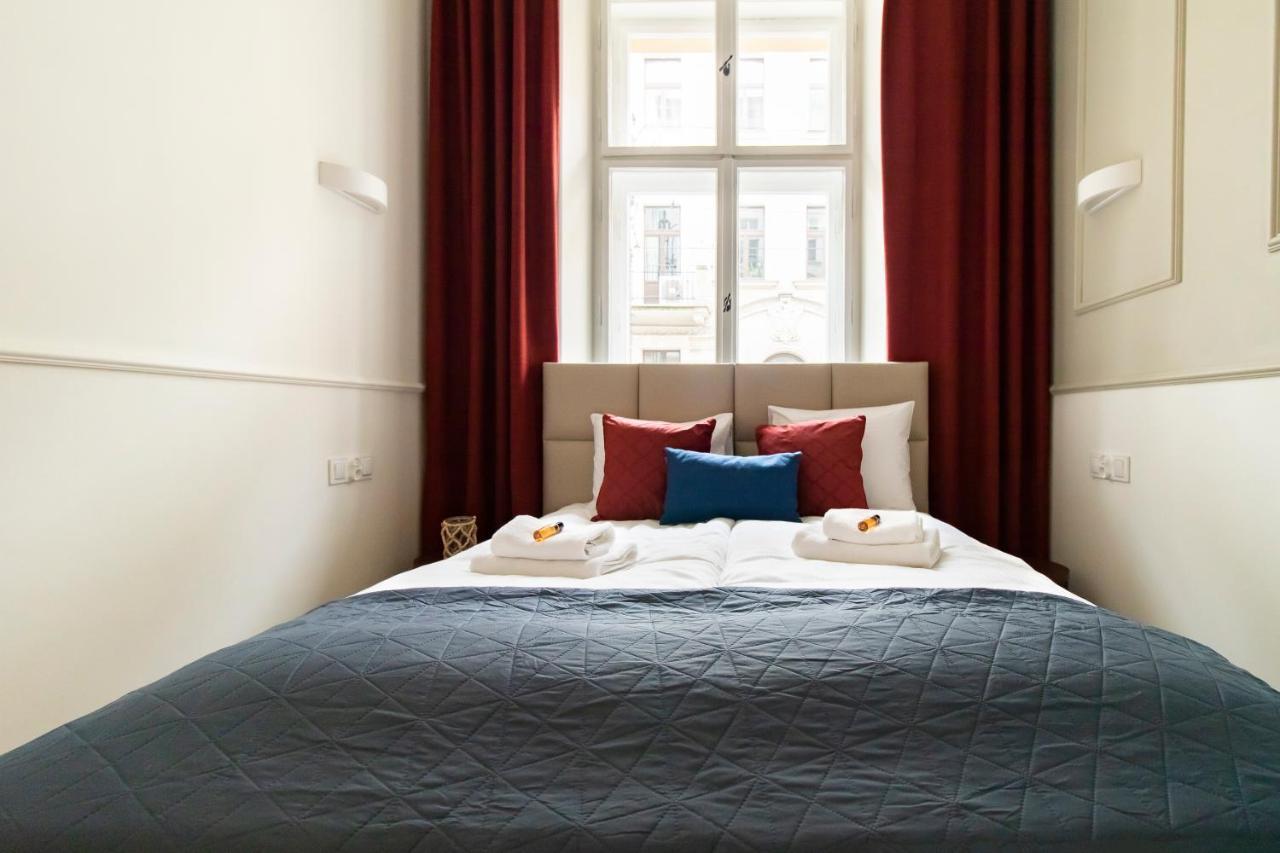Modern Apartments Pilsudskiego Street คราคูฟ ภายนอก รูปภาพ