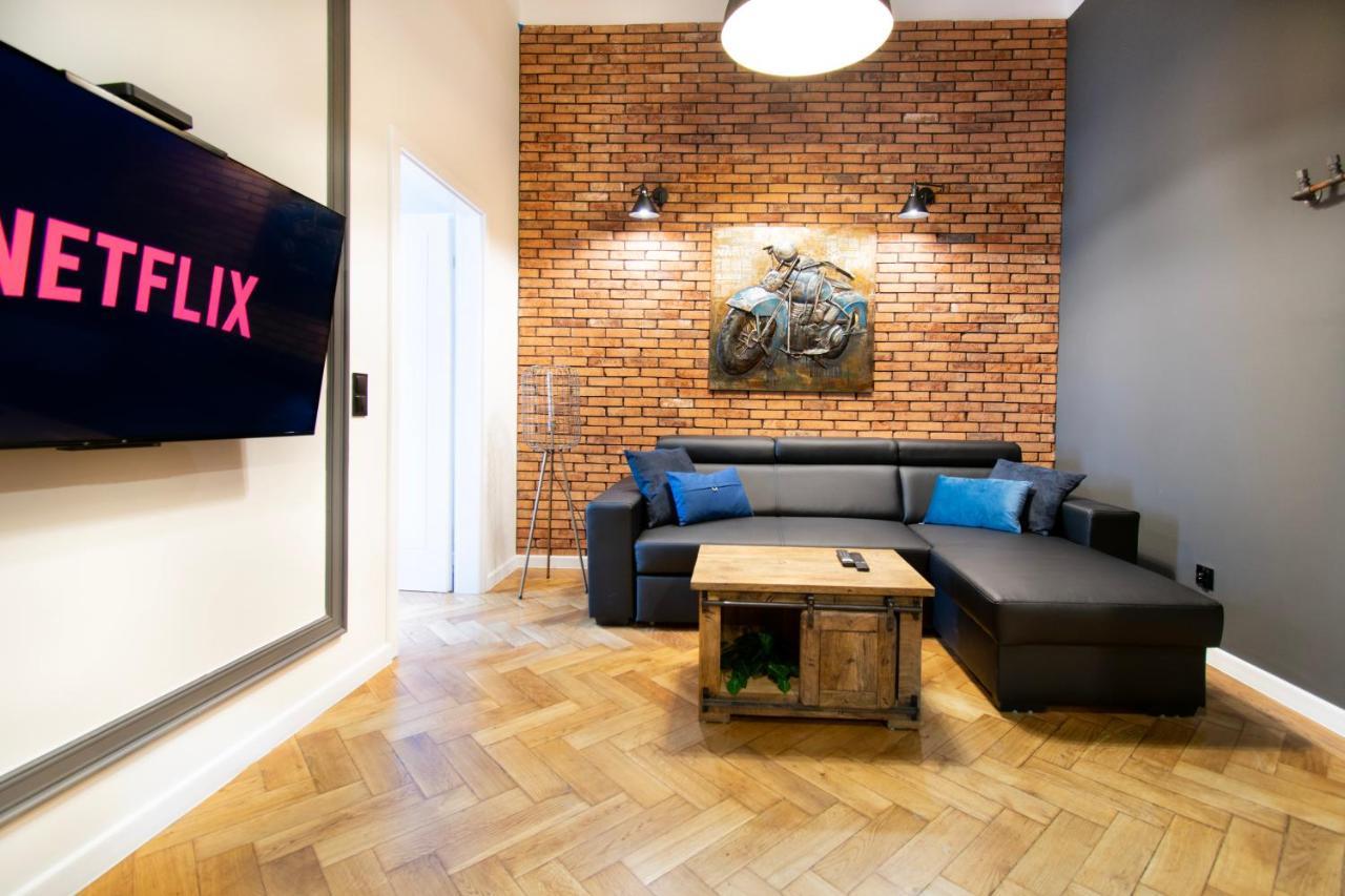 Modern Apartments Pilsudskiego Street คราคูฟ ภายนอก รูปภาพ