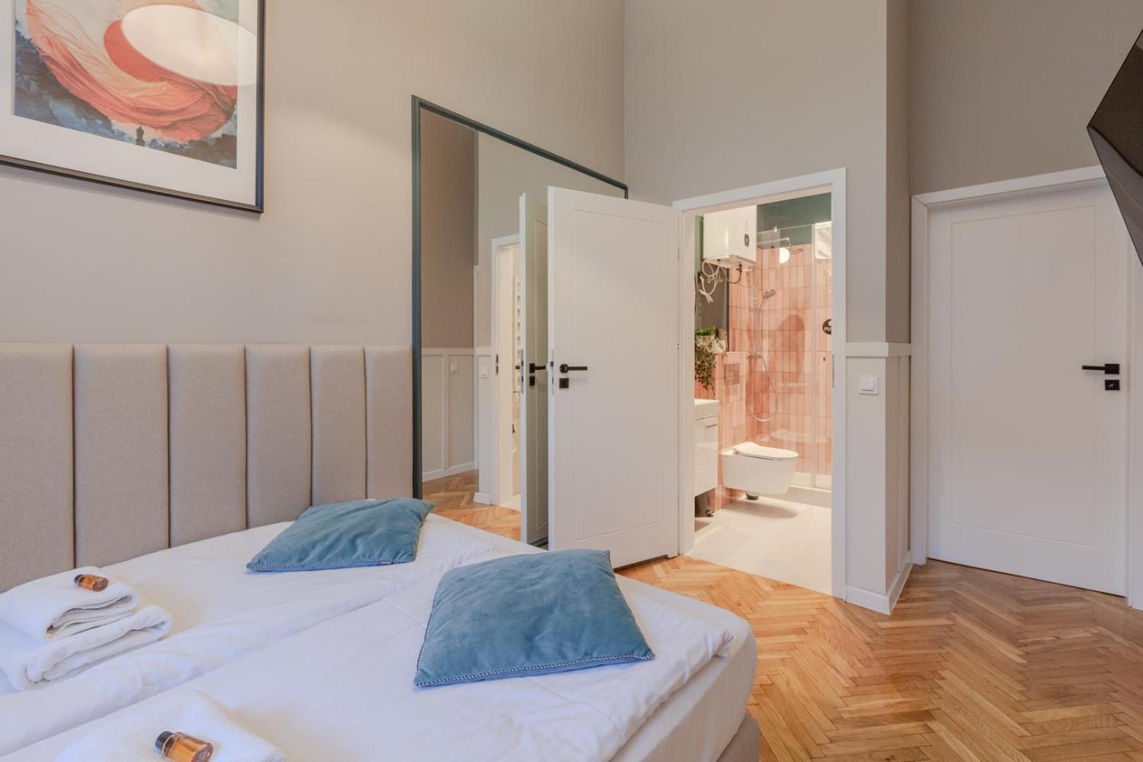 Modern Apartments Pilsudskiego Street คราคูฟ ภายนอก รูปภาพ